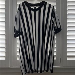 Black and White Striped referee shirt xl